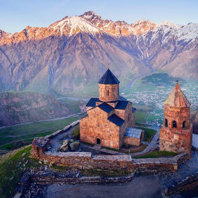 Guest House Dodo Kazbegi Extérieur photo